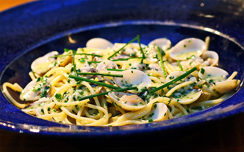 Italy Food Spaghetti Al Vongole 800X500